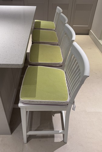 White wooden bar stools - white,